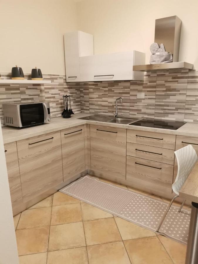 Apartamento La Caletta Di Dany Castelsardo Exterior foto